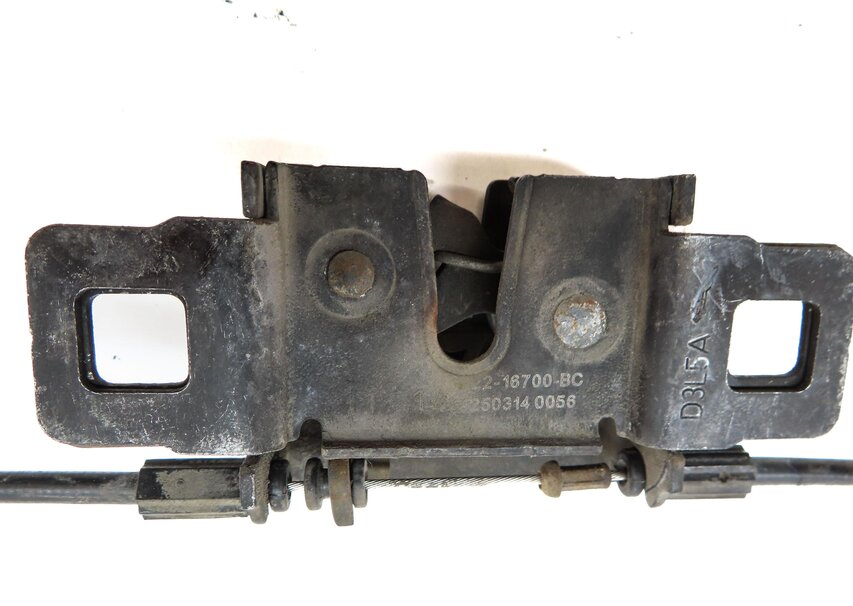 Thumbnail 9: 2014 LAND ROVER LR4 FRONT HOOD LEFT & RIGHT LOWER LOCK LATCH SET 2 w/ CABLE