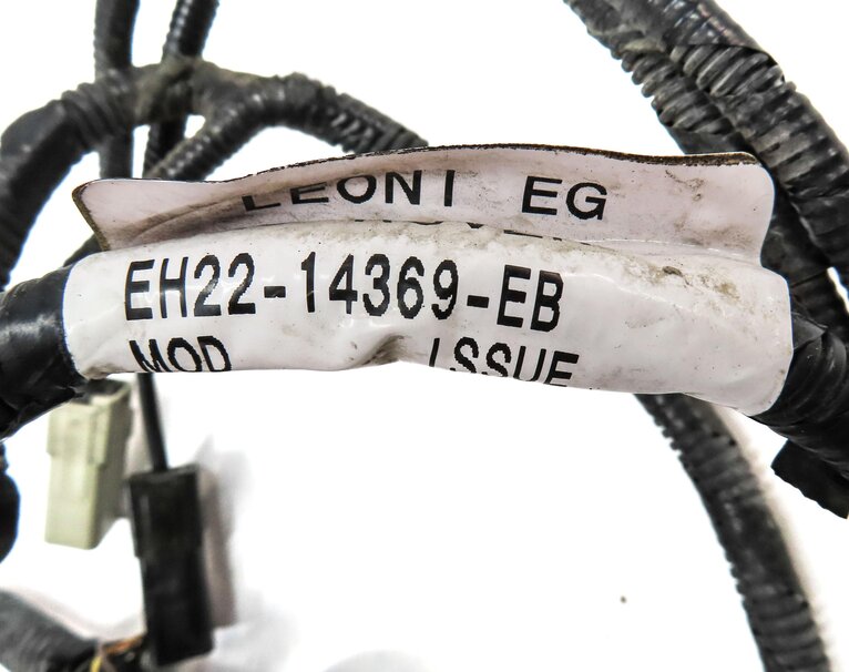 Thumbnail 5: 2014 LAND ROVER LR4 FRONT PARK ASSIST PDC SENSOR SET4 (BLACK) w/ WIRE HARNESS