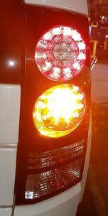 Thumbnail 2: 2014-2016 LAND ROVER LR4 - RIGHT PASSENGER REAR TAILLIGHT BRAKE LIGHT STOP LAMP