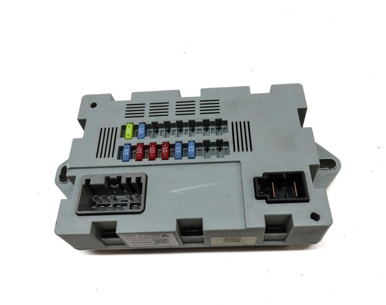 Thumbnail 2: 2014 LAND ROVER LR4 CABIN RELAY FUSE BOX CONTROL MODULE EH22-14Q073-AA