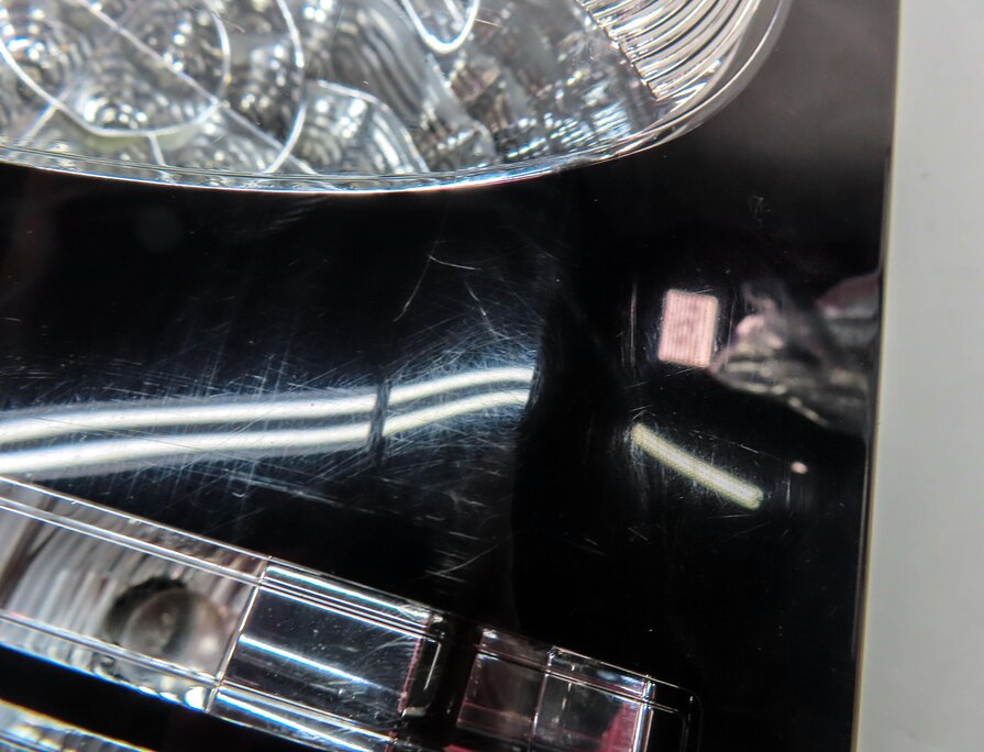 Thumbnail 9: 2014-2016 LAND ROVER LR4 - LEFT DRIVER SIDE REAR TAILLIGHT BRAKE LIGHT STOP LAMP