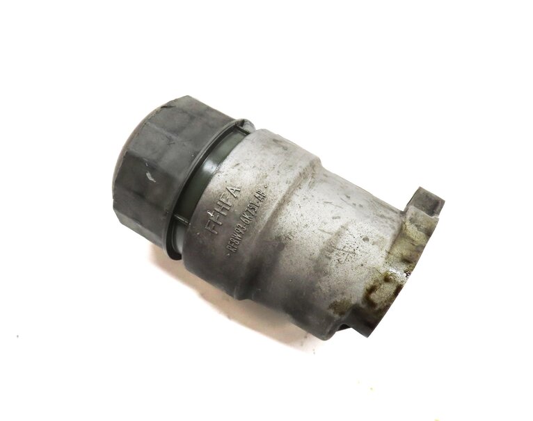 Thumbnail 1: 2014 LAND ROVER LR4 3.0L SUPERCHARGED ENGINE OIL FILTER HOUSING w/ SCREW CAP