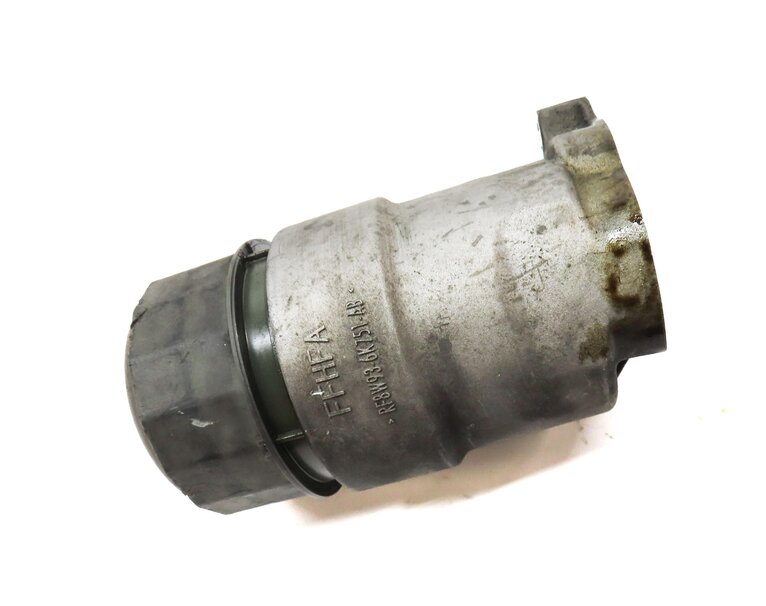 Thumbnail 3: 2014 LAND ROVER LR4 3.0L SUPERCHARGED ENGINE OIL FILTER HOUSING w/ SCREW CAP