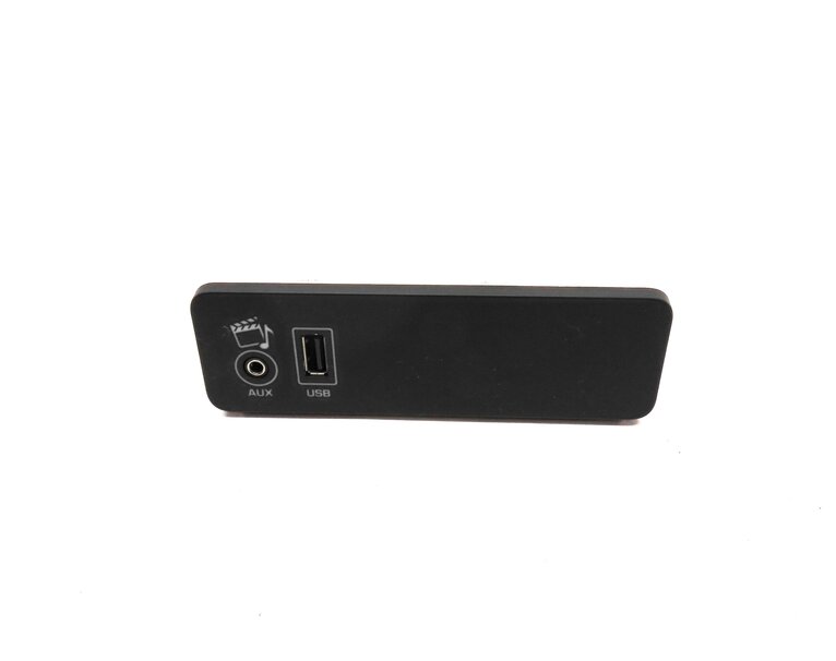 Thumbnail 2: 2014 LAND ROVER LR4 AUXILIARY AUX USB PLUG INPUT JACK PANEL CHARGE PANEL