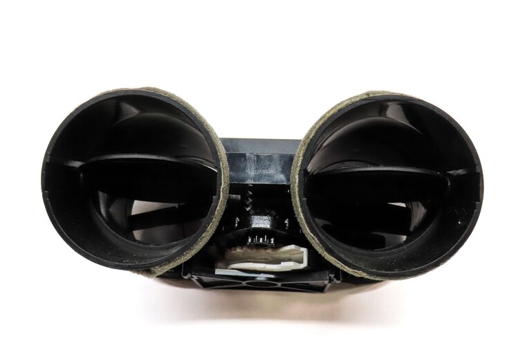 Thumbnail 5: 2014 LAND ROVER LR4 REAR CENTER CONSOLE HVAC A/C HEATER AIR VENT (BLACK)