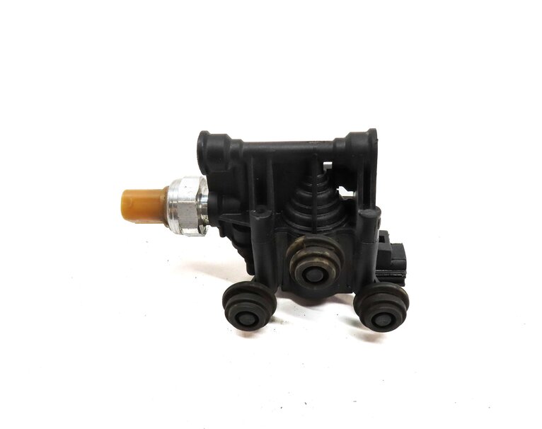 Thumbnail 7: 2014 LAND ROVER LR4 AIR SUSPENSION TRANSFER RELIEF VALVE BLOCK SET 3