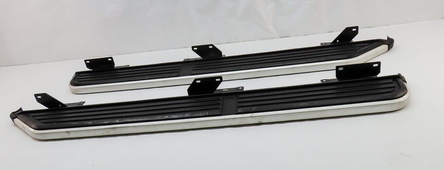 Thumbnail 2: 2014 LAND ROVER LR4 FRONT LEFT & RIGHT RUNNING BOARD STEP SET2 w/ MOUNT BRACKETS
