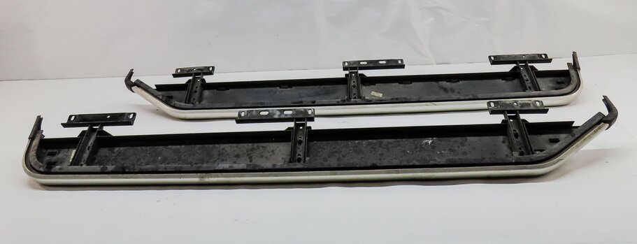 Thumbnail 5: 2014 LAND ROVER LR4 FRONT LEFT & RIGHT RUNNING BOARD STEP SET2 w/ MOUNT BRACKETS