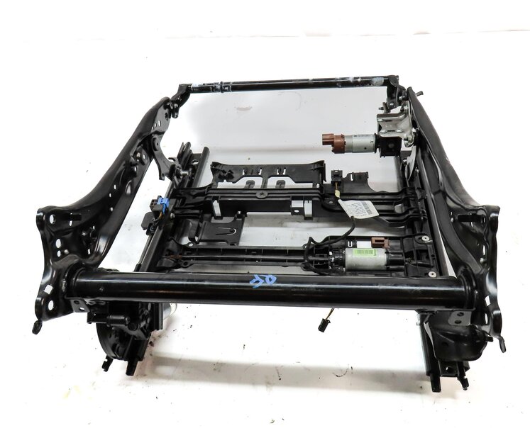 Thumbnail 4: 2015-2017 MERCEDES C CLASS (W205) FRONT RIGHT PASSENGER SEAT TRACK w/ MOTORS