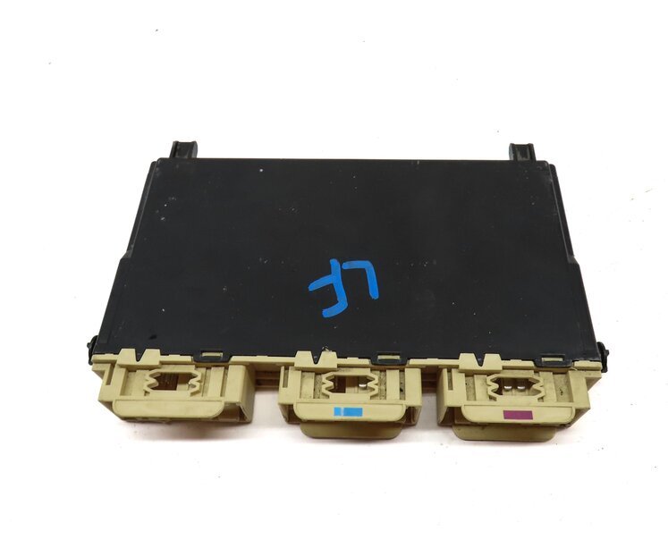 Thumbnail 5: 2015 MERCEDES C300 SEDAN (W205) FRONT LEFT DRIVER SEAT CONTROL MODULE 2059009908