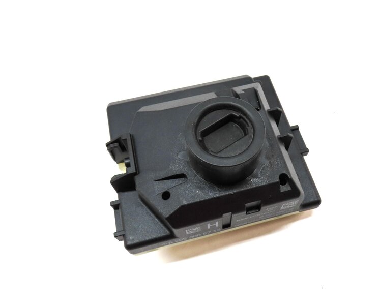 Thumbnail 3: 2018-2019 MERCEDES BENZ C300 GLC300 GLC350e (W205 X253) IGNITION SWITCH MODULE