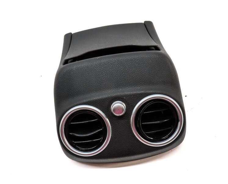 Thumbnail 3: 2015 MERCEDES C300 SEDAN (W205) REAR CENTER CONSOLE HVAC A/C HEATER AIR VENT