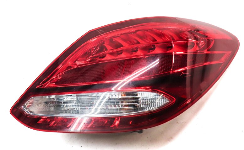 Thumbnail 3: 15-17 MERCEDES C-CLASS (W205) REAR RIGHT INCANDESCENT TAILLIGHT BRAKE LIGHT LAMP