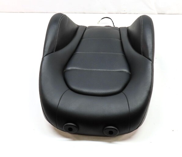 Thumbnail 4: 2015 MERCEDES C300 SEDAN (W205) FRONT LEFT UPPER STANDARD SEAT CUSHION (BLACK)