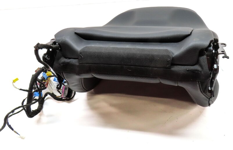 Thumbnail 6: 2015 MERCEDES C300 SEDAN (W205) FRONT LEFT UPPER STANDARD SEAT CUSHION (BLACK)