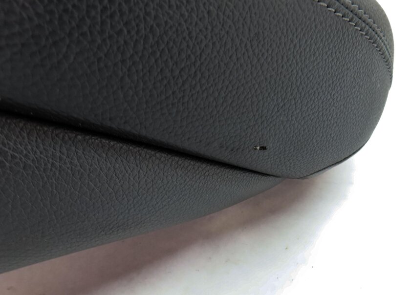 Thumbnail 9: 2015 MERCEDES C300 SEDAN (W205) FRONT RIGHT UPPER STANDARD SEAT CUSHION (BLACK)