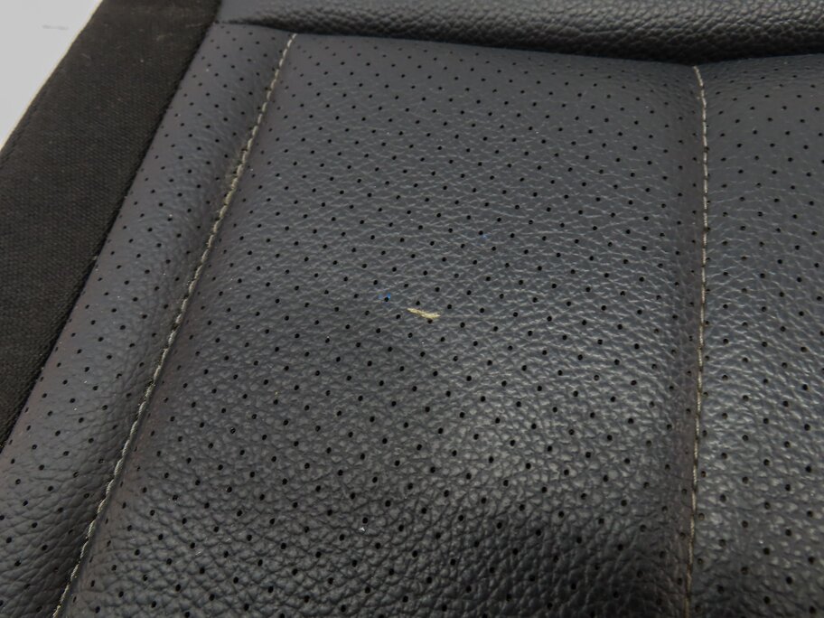 Thumbnail 7: 2015 MERCEDES C300 SEDAN (W205) FRONT RIGHT LOWER STANDARD SEAT CUSHION (BLACK)