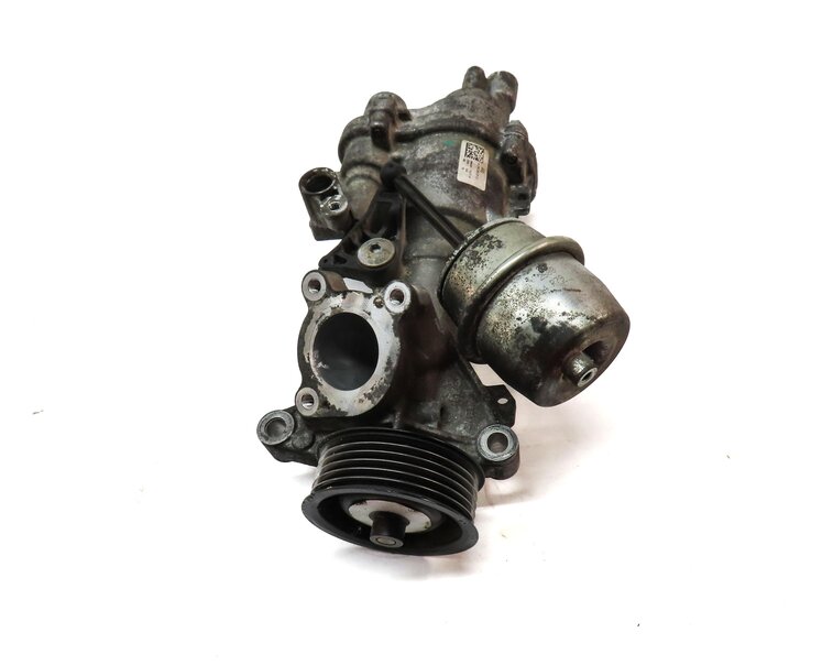 Thumbnail 2: 2015 MERCEDES C300 (W205) 2.0L M274 TURBO ENGINE WATER PUMP w/ THERMOSTAT