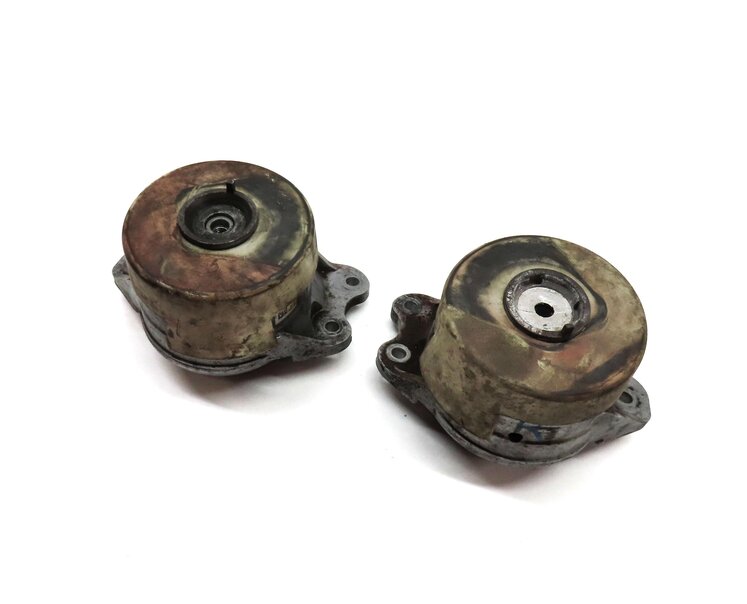 2015 MERCEDES C300 SEDAN (W205) 2.0L M274 TURBO LEFT & RIGHT ENGINE MOUNT SET 2