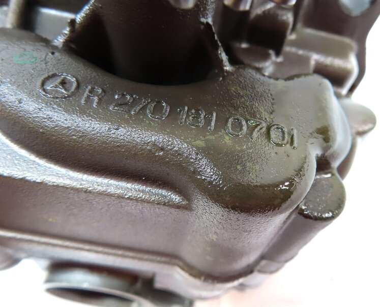 Thumbnail 7: 2015 MERCEDES C300 SEDAN (W205) 2.0L M274 TURBO ENGINE OIL PUMP 2701810701