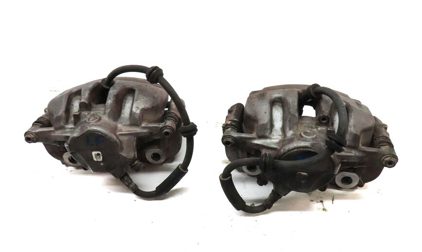 Thumbnail 4: 2015-2021 MERCEDES C300 E300 (W205 W213) FRONT LEFT & RIGHT BRAKE CALIPER SET