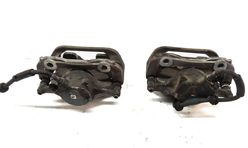 Thumbnail 5: 2015-2021 MERCEDES C300 E300 (W205 W213) FRONT LEFT & RIGHT BRAKE CALIPER SET