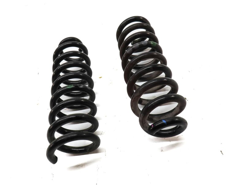 Thumbnail 3: 15-21 MERCEDES C-CLASS W205 REAR LEFT RIGHT STANDARD SUSPENSION COIL SPRING SET2