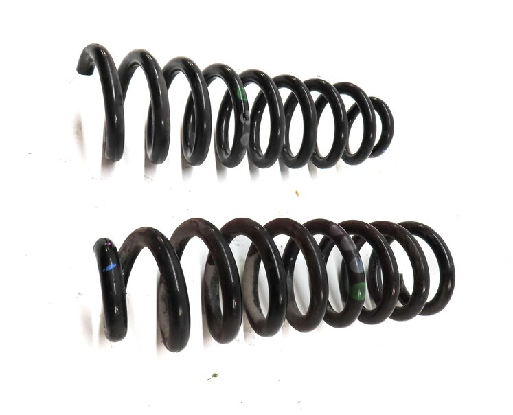 Thumbnail 6: 15-21 MERCEDES C-CLASS W205 REAR LEFT RIGHT STANDARD SUSPENSION COIL SPRING SET2