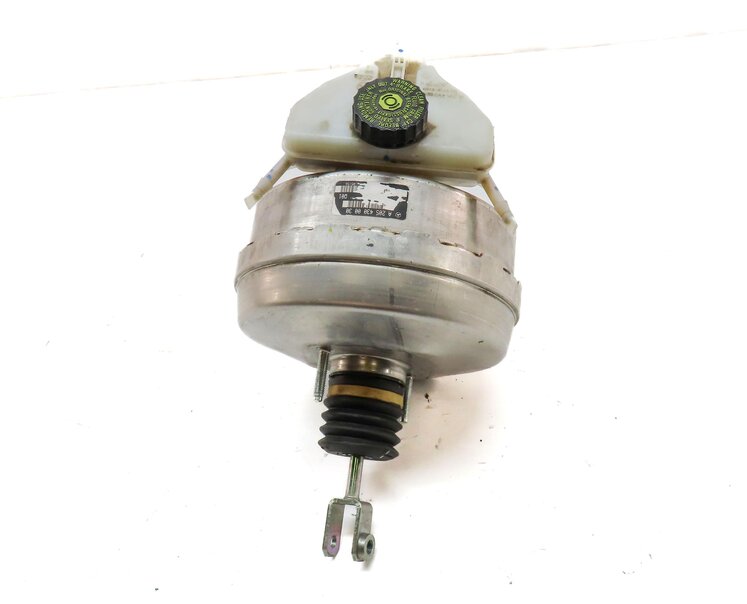 Thumbnail 2: 15-18 MERCEDES C-CLASS (W205) POWER BRAKE BOOSTER w/ MASTER CYLINDER & RESERVOIR