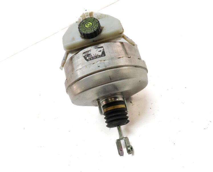 Thumbnail 3: 15-18 MERCEDES C-CLASS (W205) POWER BRAKE BOOSTER w/ MASTER CYLINDER & RESERVOIR