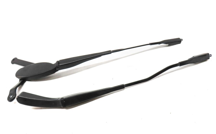 Thumbnail 3: 13-16 MERCEDES C-CLASS (W204 W205) FRONT LEFT & RIGHT WINDSHIELD WIPER ARM SET-2