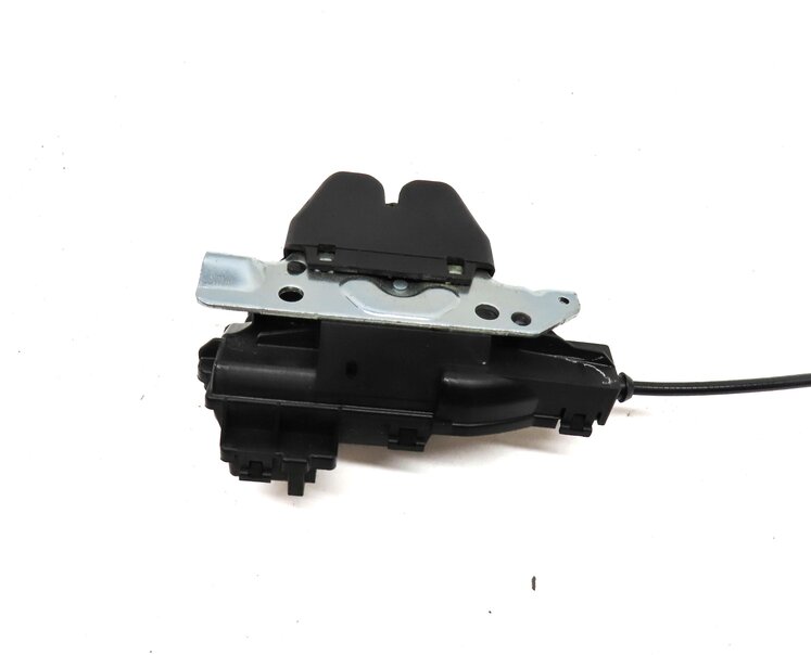 Thumbnail 4: 2015 MERCEDES C300 SEDAN (W205) REAR HATCH TRUNK LOCK LATCH ACTUATOR 82047500485