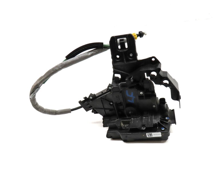 Thumbnail 2: 15-22 MERCEDES C E GLC GLE S CLASS (W205 W213 W167 W222 X253) DRIVER DOOR LATCH