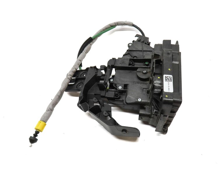 Thumbnail 5: 15-22 MERCEDES C E GLC GLE S (W205 W213 W167 W222 X253) RIGHT FRONT DOOR LATCH