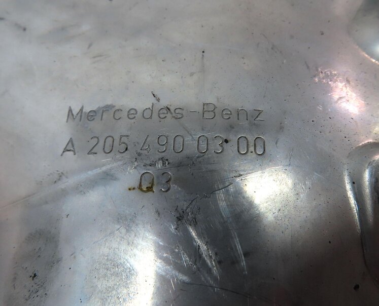 Thumbnail 7: 2015 MERCEDES C300 SEDAN (W205) 2.0L TURBO LEFT RIGHT MUFFLER EXHAUST TIP SET 2