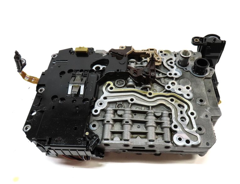 Thumbnail 2: 2012-2015 AUDI A6 A7 (C7 4G8) 3.0L SUPERCHARGED AWD AUTO TRANSMISSION VALVE BODY