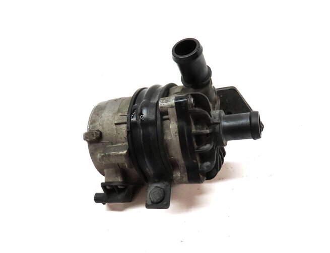 Thumbnail 2: 2012 AUDI A6 (C7) 3.0L SUPER CGXB ENGINE AUXILIARY AUX WATER PUMP 8K0965567
