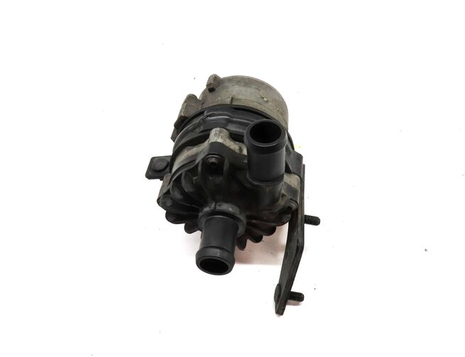Thumbnail 4: 2012 AUDI A6 (C7) 3.0L SUPER CGXB ENGINE AUXILIARY AUX WATER PUMP 8K0965567