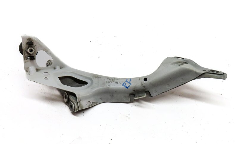 Thumbnail 2: 2012 AUDI A6 (C7) FRONT RIGHT PASSENGER SIDE FENDER MOUNT BRACKET (IBIS WHITE)