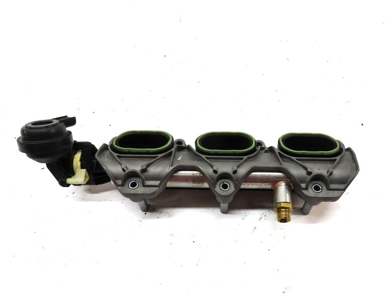 Thumbnail 4: 12-17 AUDI A6 A7 Q5 S5 SQ5 (C7 4G8 B8 8T 8R) RIGHT INTAKE MANIFOLD DIFFUSER RAIL