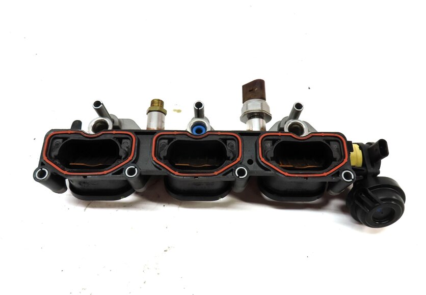 Thumbnail 5: 12-17 AUDI A6 A7 Q5 S5 SQ5 (C7 4G8 B8 8T 8R) LEFT INTAKE MANIFOLD DIFFUSER RAIL