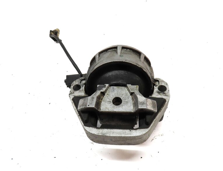 Thumbnail 2: 2012 AUDI A6 (C7) 3.0L SUPER CGXB LEFT ENGINE MOTOR MOUNT