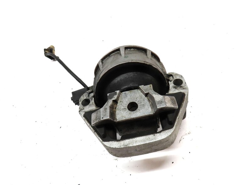 Thumbnail 3: 2012 AUDI A6 (C7) 3.0L SUPER CGXB LEFT ENGINE MOTOR MOUNT