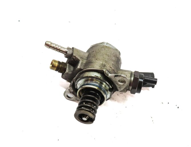 12-17 AUDI A6 A7 A8 Q5 Q7 S4 S5 (B8 8K 8T C7 4L) 3.0L HIGH PRESSURE FUEL PUMP