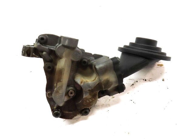 Thumbnail 4: 2012 AUDI A6 (C7) 3.0L SUPER CGXB ENGINE OIL PUMP 06E115105A