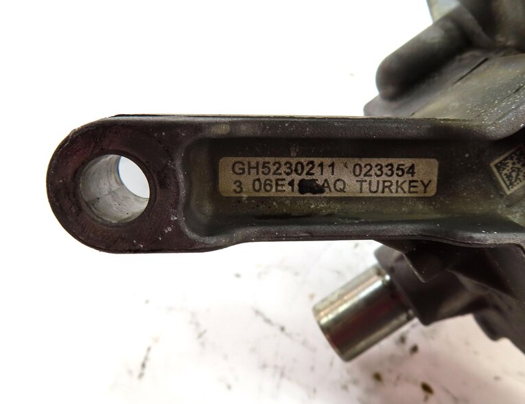 Thumbnail 7: 2012 AUDI A6 (C7) 3.0L SUPER CGXB ENGINE OIL PUMP 06E115105A