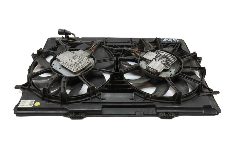 Thumbnail 6: 12-18 AUDI A6 A7 (C7) 3.0L SUPERCHARGED ENGINE - RADIATOR COOLING FAN w/ SHROUD