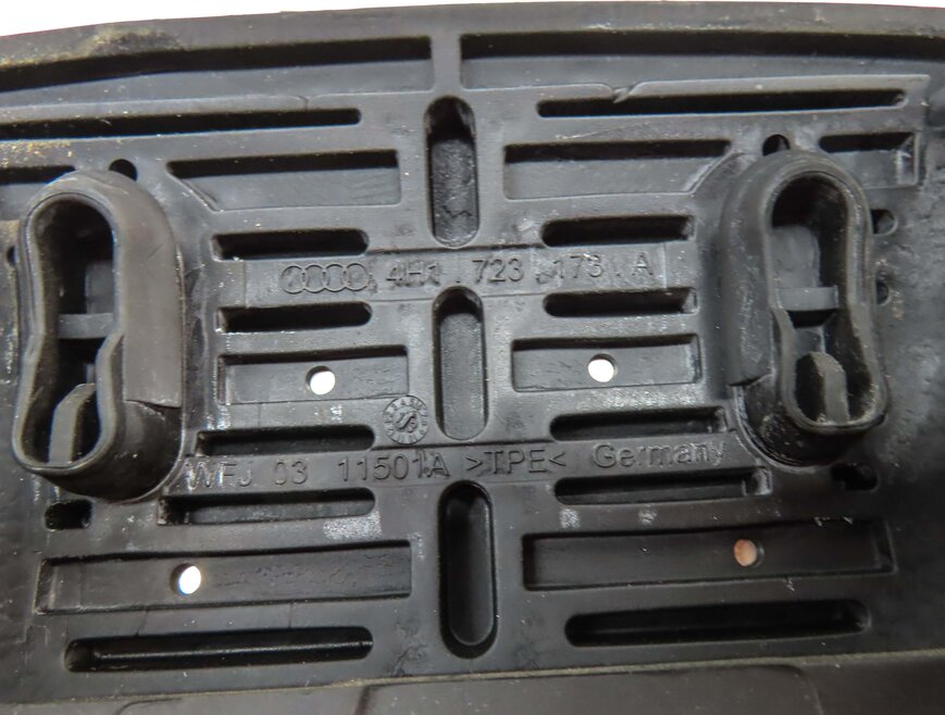 Thumbnail 9: 2014 AUDI S4 (B8 8K) FRONT LEFT BLACK & SILVER PEDAL TRIM COVER SET 3