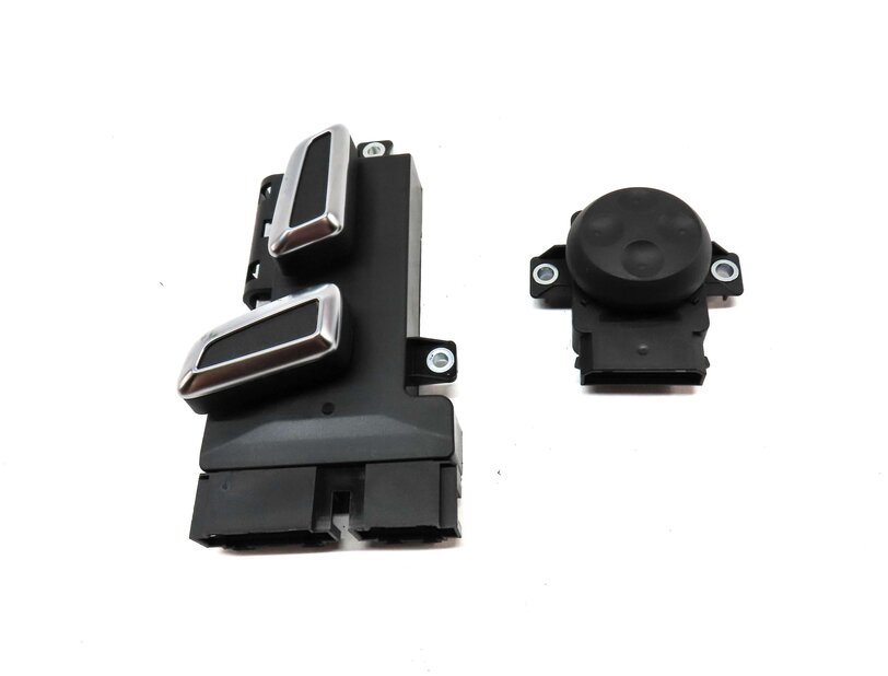 Thumbnail 2: 2014 AUDI S4 (B8 8K) FRONT RIGHT SEAT ADJUST SWITCH w/ LUMBAR (BLACK & SILVER)
