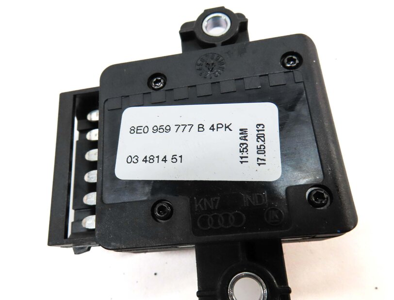 Thumbnail 6: 2014 AUDI S4 (B8 8K) FRONT RIGHT SEAT ADJUST SWITCH w/ LUMBAR (BLACK & SILVER)